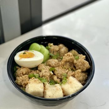 Eaterniti  - Kyar San Si Chat (Garlic Oil Vermicelli) - Burmese Near Me - Elmhurst, New York