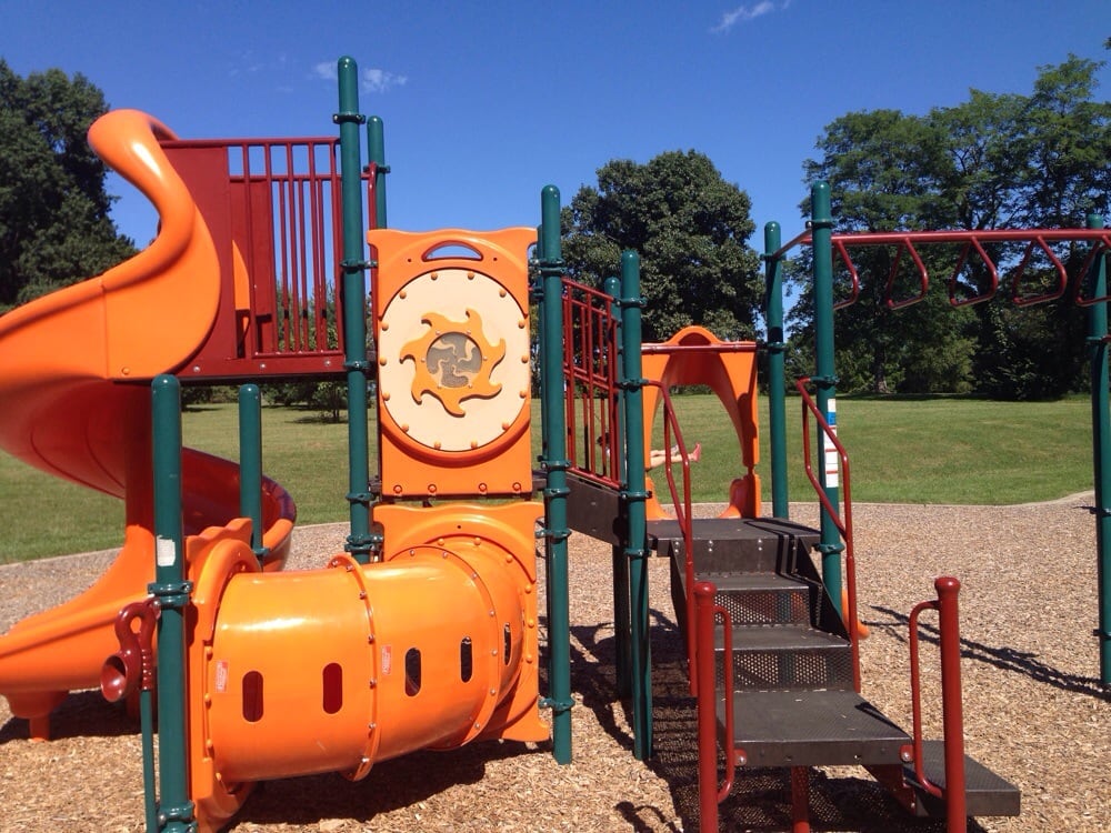 HARTLAND PARK Updated October 2024 3701 Kenesaw Dr, Lexington