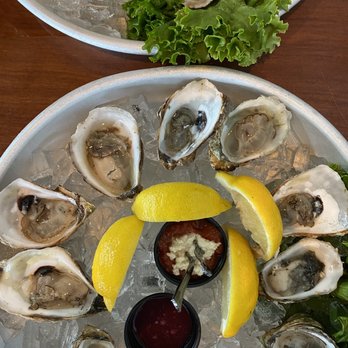 Seaport Grille - Oysters ... outstanding... a must if you like Oysters - Seafood Near Me - Gloucester, Massachusetts Seaport Grille - Oysters ... outstanding... a must if you like Oysters - Seafood Near Me - Gloucester, Massachusetts