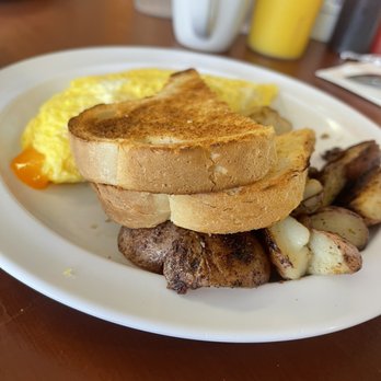Oceanview Diner - Cheese omelet with home fries - Breakfast & Brunch Near Me - Norfolk, Virginia Oceanview Diner - Cheese omelet with home fries - Breakfast & Brunch Near Me - Norfolk, Virginia