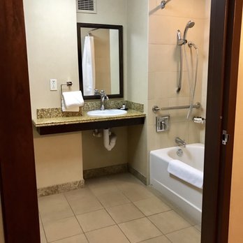 Sheraton Albuquerque Uptown - Bathroom of king bed room. - Hotels Near Me - Albuquerque, New Mexico Sheraton Albuquerque Uptown - Bathroom of king bed room. - Hotels Near Me - Albuquerque, New Mexico
