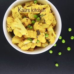 Kaurs Kitchen - aloo gobi matar