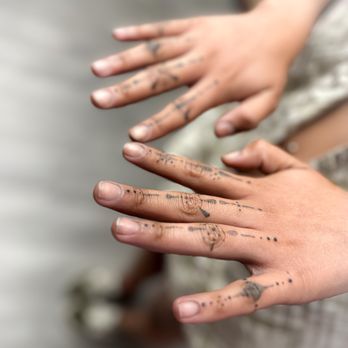 Bambi Body Mod - Finger tats - Tattoo Near Me - Tacoma, Washington