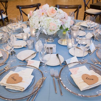 Organic Elements - Round table centerpieces - Florists Near Me - San Diego, California Organic Elements - Round table centerpieces - Florists Near Me - San Diego, California