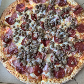 Pizza Corner - Large halal Meat Deluxe Pizza $19 - Pizza Near Me - Brea, California Pizza Corner - Large halal Meat Deluxe Pizza $19 - Pizza Near Me - Brea, California