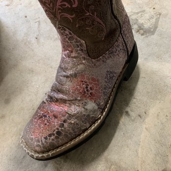 Boot Barn - Men's Clothing Near Me - Cypress, Texas