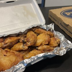 Pizza Joe's - Chicken wings, plain and extra crispy.