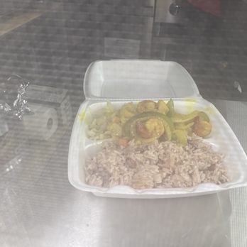 Jamaican Reggae Vibes Kitchen - Curry chicken - Food Trucks Near Me - Spring, Texas Jamaican Reggae Vibes Kitchen - Curry chicken - Food Trucks Near Me - Spring, Texas