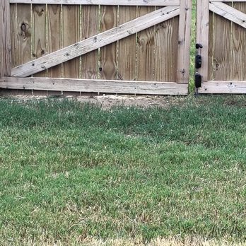 Bill's Fence - Gate was hung at a brown angle, he actually cut the bottom after hung to make it stop dragging. - Fences & Gates Near Me - Cabot, Arkansas