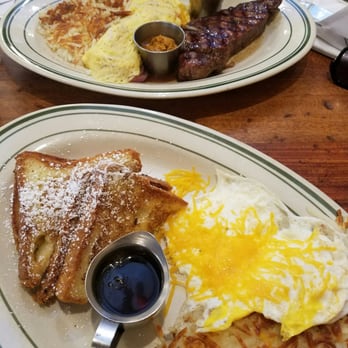 Ted's Bulletin 14th - Steak & Eggs and French Toast - Breakfast & Brunch Near Me - Washington, DC, District of Columbia