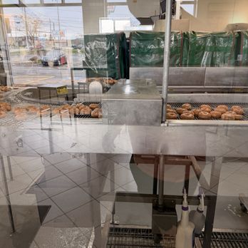 Krispy Kreme - Donuts Near Me - Erie, Pennsylvania