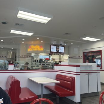 In-N-Out Burger - Ordering area - Burgers Near Me - Roseburg, Oregon In-N-Out Burger - Ordering area - Burgers Near Me - Roseburg, Oregon