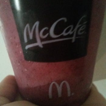 McDonalds - Blueberry , pamagranit smoothie - Fast Food Near Me - Oildale, California McDonalds - Blueberry , pamagranit smoothie - Fast Food Near Me - Oildale, California