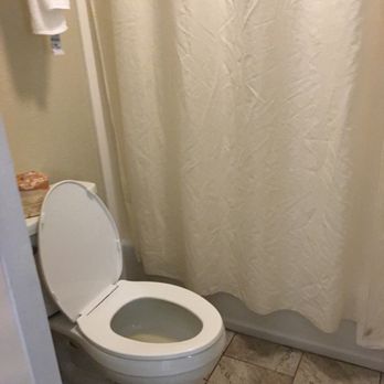 Econo Lodge - The pattern on the bathroom floor resembles dirt and perhaps hides real dirt. Smart. - Hotels Near Me - Freeport, Maine Econo Lodge - The pattern on the bathroom floor resembles dirt and perhaps hides real dirt. Smart. - Hotels Near Me - Freeport, Maine