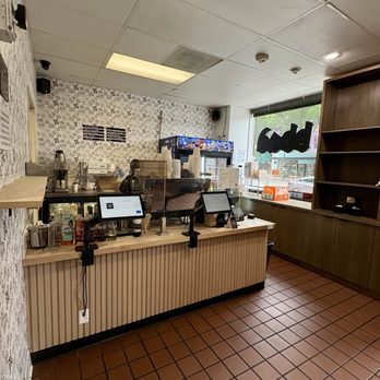 Bbad - Breakfast Burritos All Day - Tiny space.  No seating other than in the attached hotel lobby. - Breakfast & Brunch Near Me - Pasadena, California