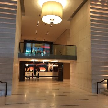 Hôtel InterContinental - Entrance into the hotel - Hotels Near Me - Geneva, GE