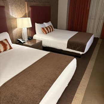 Santa Fe Station Hotel and Casino - Deluxe room - Hotels Near Me - Las Vegas, Nevada Santa Fe Station Hotel and Casino - Deluxe room - Hotels Near Me - Las Vegas, Nevada