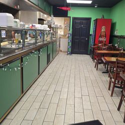 Parkway Famous Grilled Chicken - Inside of the restaurant. Plenty of tables to eat-in.