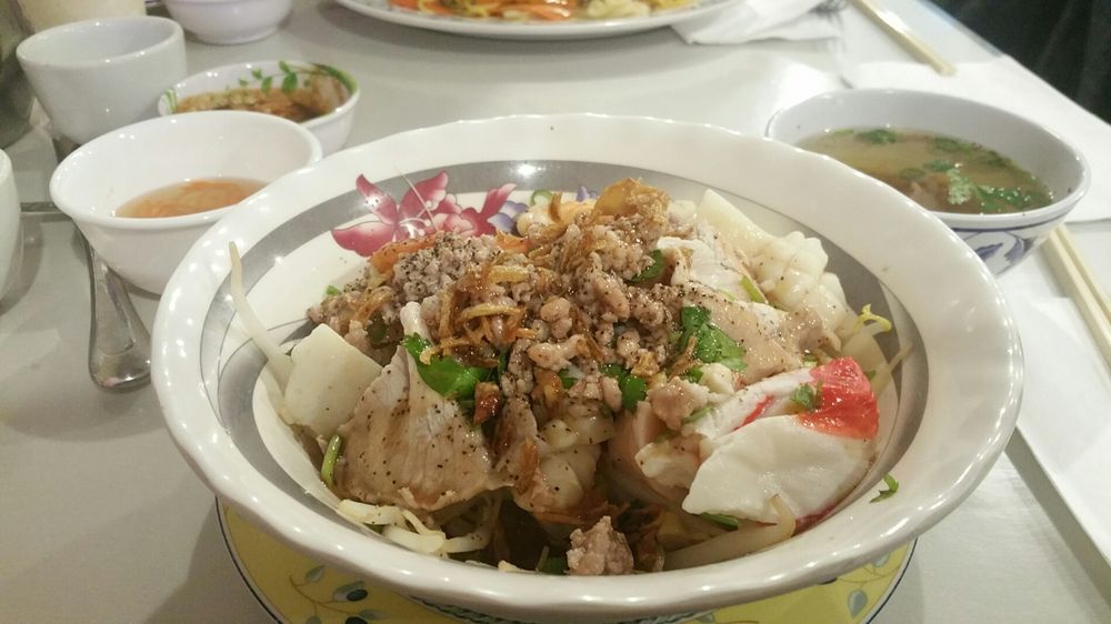 DALAT RESTAURANT 145 Photos & 193 Reviews Vietnamese 425 Park Ave