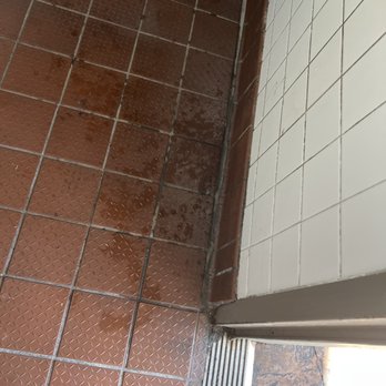 Sonic Drive-In - we think this is black mold - Fast Food Near Me - Vancouver, Washington