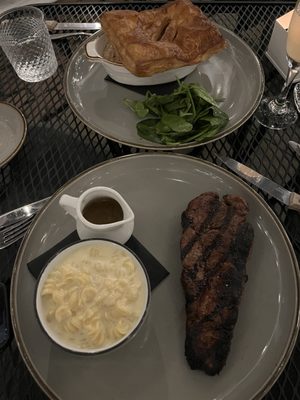 The Morris Restaurant by null