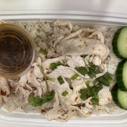 Chicken Chicken Garlic Rice Plate Chicken Chicken Garlic Rice Plate
