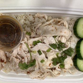 Little Duck Thai Restaurant - Chicken Chicken Garlic Rice Plate - Thai Near Me - Quincy, Massachusetts Little Duck Thai Restaurant - Chicken Chicken Garlic Rice Plate - Thai Near Me - Quincy, Massachusetts