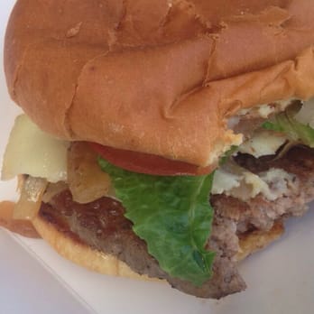 The Blind Pig - Burger with onions - Food Trucks Near Me - Key West, Florida The Blind Pig - Burger with onions - Food Trucks Near Me - Key West, Florida