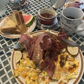 Fraser Park Restaurant - German Breakfast - Breakfast & Brunch Near Me - Burnaby, British Columbia