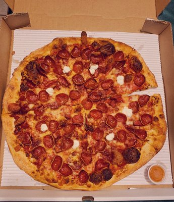 Saucy’s Pizza by null