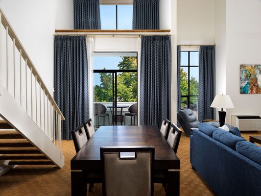 Huntingdon Hotel & Suites by null