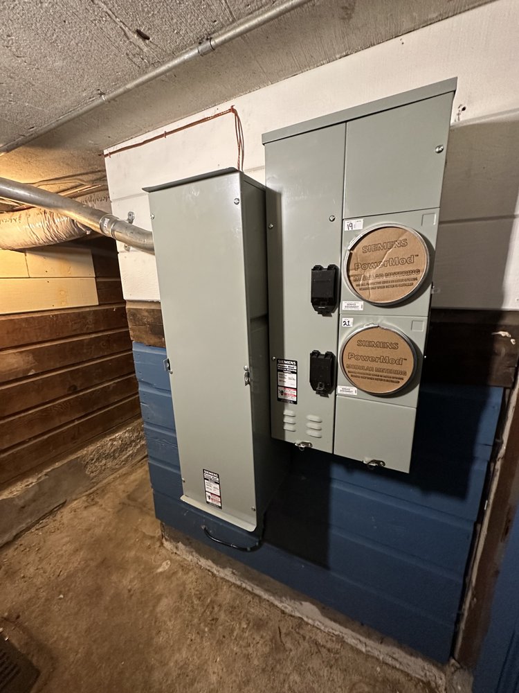 Slide of Flash Electrical Services