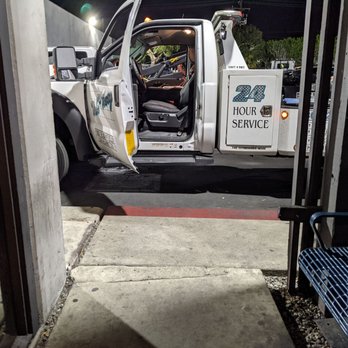 Mr Cs Towing - Double Standards much? And breaking California idle laws. Cab was empty for the entire time. - Towing Near Me - Los Alamitos, California Mr Cs Towing - Double Standards much? And breaking California idle laws. Cab was empty for the entire time. - Towing Near Me - Los Alamitos, California