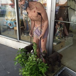 San Lazaro