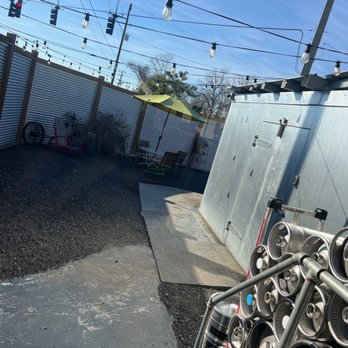 Southern Fields Brewing - Outdoor seating - Breweries Near Me - Campbellton, Florida