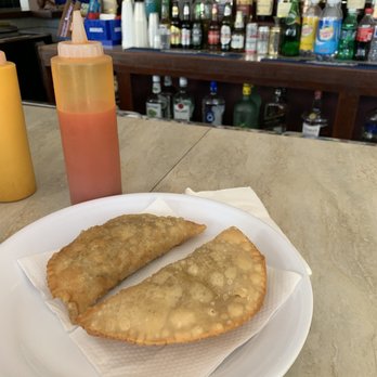Los Pinos - Empanadas - Puerto Rican Near Me - Carolina, Puerto Rico