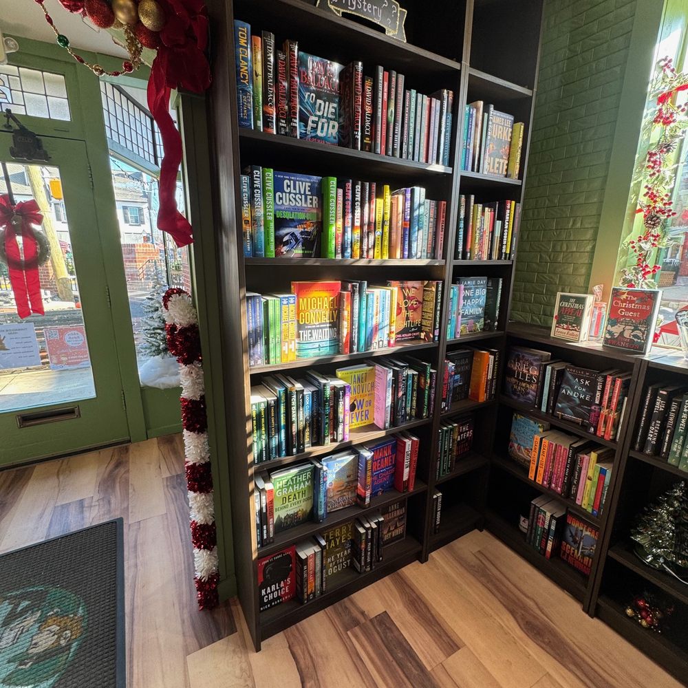 Bookshelf Shenanigans - Tons of Books to choose from - Bookstores Near Me - Elizabethtown, Pennsylvania