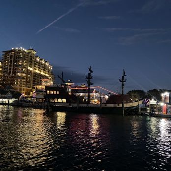 Cruisin Tikis - Boat Tours Near Me - Destin, Florida Cruisin Tikis - Boat Tours Near Me - Destin, Florida