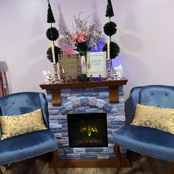 Fairytale Facials - Seating area - Skin Care Near Me - Garden Grove, California Fairytale Facials - Seating area - Skin Care Near Me - Garden Grove, California