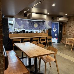 Kodaiko Ramen & Bar - Dining area