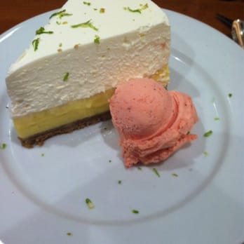 Chelsea's Kitchen - Key lime pie with strawberry gelato - American Near Me - Phoenix, Arizona Chelsea's Kitchen - Key lime pie with strawberry gelato - American Near Me - Phoenix, Arizona