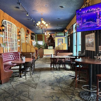 Nanola - Dining area - American Near Me - Malta, New York Nanola - Dining area - American Near Me - Malta, New York