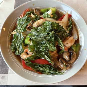 Little Thai Corner - Basil with chicken - Thai Near Me - Warwick, Rhode Island