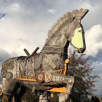 Attractiepark Toverland - Amusement Parks Near Me - Sevenum, LI Attractiepark Toverland - Amusement Parks Near Me - Sevenum, LI