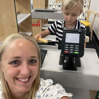 Runrun Kids Store - Children's Clothing Near Me - St. Petersburg, Florida