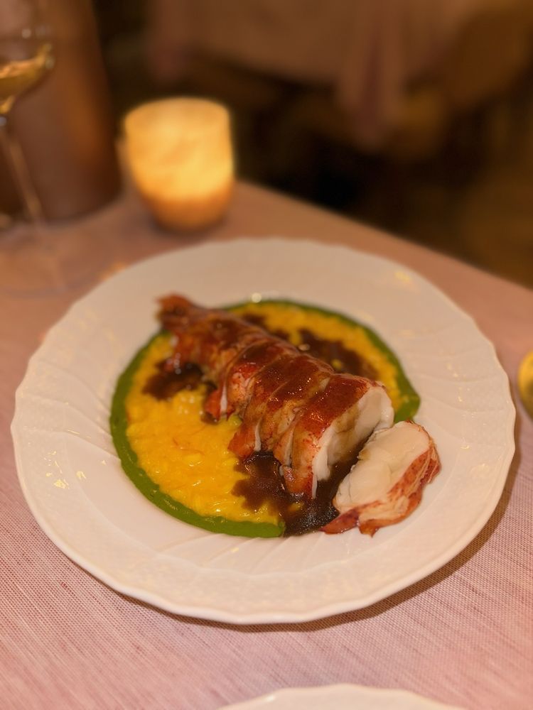 MUSE Updated October 2024 50 Photos & 20 Reviews 108 W Channel Rd, Santa Monica