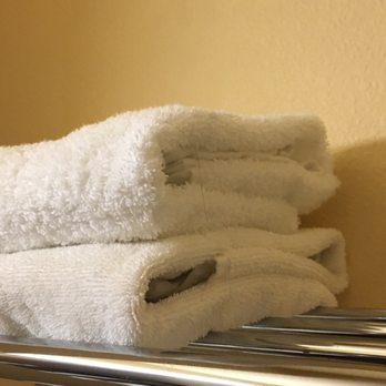 Hotel Texas Hallettsville - Hair in clean towels - Hotels Near Me - Hallettsville, Texas Hotel Texas Hallettsville - Hair in clean towels - Hotels Near Me - Hallettsville, Texas