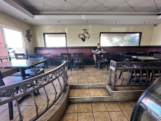 Le Croissant Doré by null