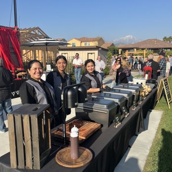 Tom's Smokin' Hot BBQ Pitstop - Tom's lovely family - Caterers Near Me - Redlands, California Tom's Smokin' Hot BBQ Pitstop - Tom's lovely family - Caterers Near Me - Redlands, California