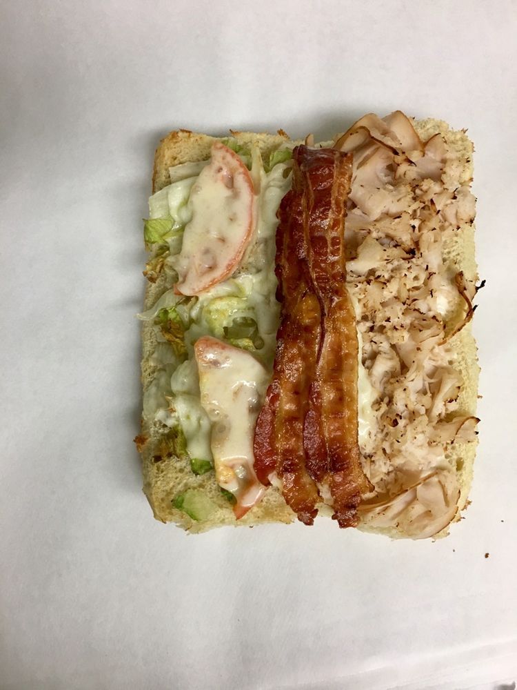 Food from Head West Sub Stop